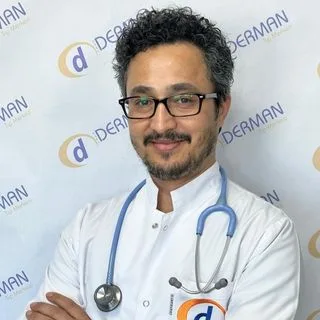 Dr. Mohammad Kalim Naeemi — Acil Tıp, İzmir. Portre fotoğrafı.