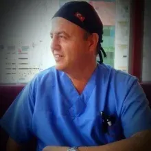 Op. Dr. Mehmet Okan Özdemir — Bursa. Portre fotoğrafı.