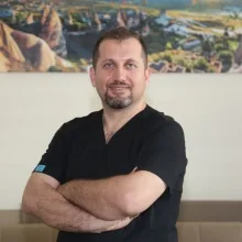 Doç. Dr. Necati Duru — Göz Hastalıkları, Kayseri. Portre fotoğrafı.