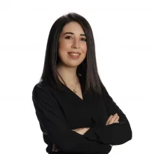 Kl. Psk. Beyza Gülmez — Psikoloji, İstanbul. Portre fotoğrafı.