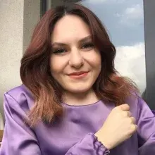 Psk. Dan. Ebru Demir — Psikolojik Danışma ve Rehberlik, İstanbul. Portre fotoğrafı.