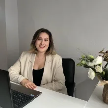 Psk. İrem Karakoçoğlu — Denizli. Portre fotoğrafı.