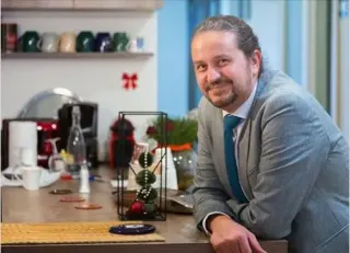 Doç. Dr. Ahmet Altıntaş profilinde yer alan galeri fotoğrafı.
