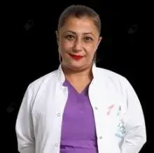 Dr. Işıl Karagöz — Pratisyen, İstanbul. Portre fotoğrafı.