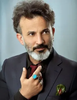 Doç. Dr. Mehmet Fatih Karslı profilinde yer alan galeri fotoğrafı.