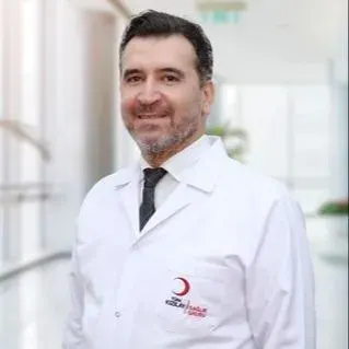 Doç. Dr. Yaşar Keskin — Fiziksel Tıp Ve Rehabilitasyon, Maltepe, İstanbul. Portre fotoğrafı.