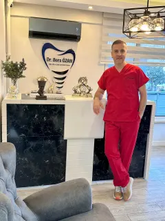 Dr. Dt. Bora Özan profilinde yer alan galeri fotoğrafı.