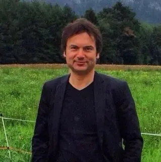 Prof. Dr. Serhat Fındık profilinde yer alan galeri fotoğrafı.