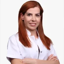 Prof. Dr. Müzeyyen Yıldırım Baylan — Kulak Burun Boğaz, Diyarbakır. Portre fotoğrafı.
