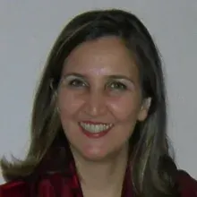 Prof. Dr. İdil Tekin — Manisa. Portre fotoğrafı.
