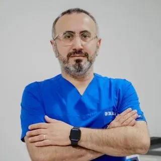 Op. Dr. Mehmet Akif Ramazanoğlu — Üroloji, Trabzon. Portre fotoğrafı.