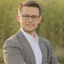 Op. Dr. İbrahim Yağcı — Kulak Burun Boğaz, Küçükçekmece, İstanbul. Portre fotoğrafı.