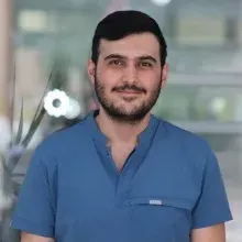 Uzm. Dt. Gökcan Ertaş — Atakum, Samsun. Portre fotoğrafı.