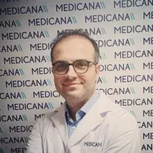 Op. Dr. M.Serdar Balkan — Beyin Ve Sinir Cerrahisi, Üsküdar, İstanbul. Portre fotoğrafı.