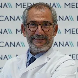 Prof. Dr. Ömer Faruk Şendur profilinde yer alan galeri fotoğrafı.