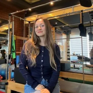 Fzt. Elif Yağız — Fizyoterapi Ve Rehabilitasyon, İstanbul. Portre fotoğrafı.