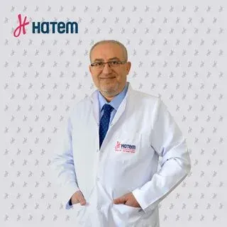 Uzm. Dr. Ali Ekber Türk — İç Hastalıkları, Gaziantep. Portre fotoğrafı.