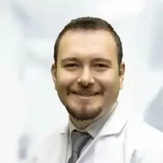 Op. Dr. Serdar İlgüy — Göz Hastalıkları, Samsun. Portre fotoğrafı.