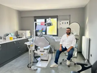 Dt. Berkay Değer profilinde yer alan galeri fotoğrafı.