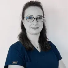 Uzm. Fzt. Seda Türkyılmaz — Fizyoterapi Ve Rehabilitasyon, Sakarya. Portre fotoğrafı.