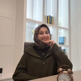 Psk. Dan. Aslı Saadet Keskin — Psikolojik Danışma ve Rehberlik. Portre fotoğrafı.
