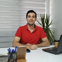 Fzt. Mutlu Sali — Fizyoterapi Ve Rehabilitasyon, İzmir. Portre fotoğrafı.