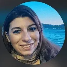 Psk. Aslıhan Sevinç Fitaz — Psikoloji. Portre fotoğrafı.