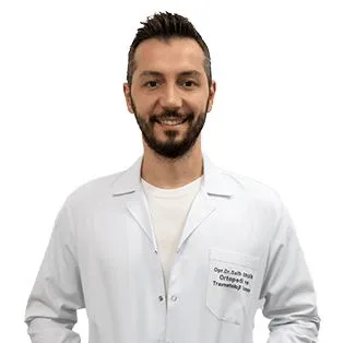 Op. Dr. Salih Ergün — Ortopedi Ve Travmatoloji, Trabzon. Portre fotoğrafı.