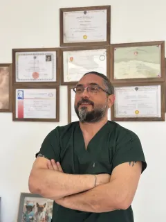 Dr. Dt. Mehmet Atıl profilinde yer alan galeri fotoğrafı.