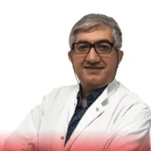 Op. Dr. Mustafa Murat Öztürk — Plastik Rekonstrüktif Ve Estetik Cerrahi, İstanbul. Portre fotoğrafı.
