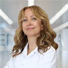 Prof. Dr. Fikriye Figen Ayhan — Fiziksel Tıp Ve Rehabilitasyon, Çankaya, Ankara. Portre fotoğrafı.