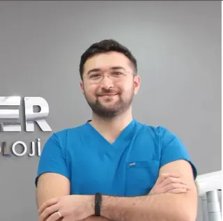Uzm. Dt. Selim Han Türer profilinde yer alan galeri fotoğrafı.
