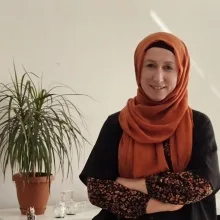 Uzm. Dr. Ayşe Güzin Altunbay — Çocuk ve Ergen Psikiyatrisi, Ankara. Portre fotoğrafı.