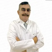 Uzm. Dr. Yunus Emre Arıcalı — Fiziksel Tıp Ve Rehabilitasyon, İstanbul. Portre fotoğrafı.
