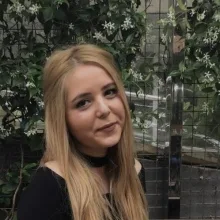 Psk. Öyküm Zeynep Çağıltay — Psikoloji, Çankaya, Ankara. Portre fotoğrafı.