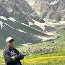 Doç. Dr. Muhammed Ayral — Kulak Burun Boğaz, Kayapınar, Diyarbakır. Portre fotoğrafı.