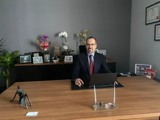 Op. Dr. Ertan Öztürk profilinde yer alan galeri fotoğrafı.