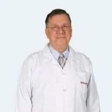 Prof. Dr. Ahmet Ekin — Karşıyaka, İzmir. Portre fotoğrafı.