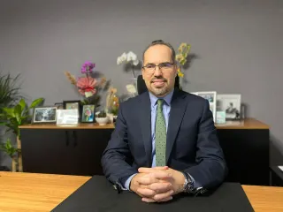 Op. Dr. Ertan Öztürk profilinde yer alan galeri fotoğrafı.