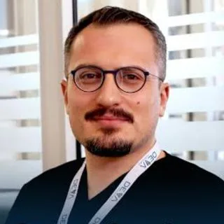 Op. Dr. Mustafa Özkan — Beyin Ve Sinir Cerrahisi, Gaziantep. Portre fotoğrafı.