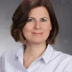 Prof. Dr. Duygu İbrişim — Gastroenteroloji, Ataşehir, İstanbul. Portre fotoğrafı.