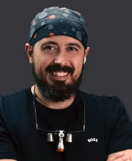 Dr. Dt. Tolga Kodaz profilinde yer alan galeri fotoğrafı.