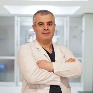 Op. Dr. Ali İhsan Bebek — Kulak Burun Boğaz, Ankara. Portre fotoğrafı.