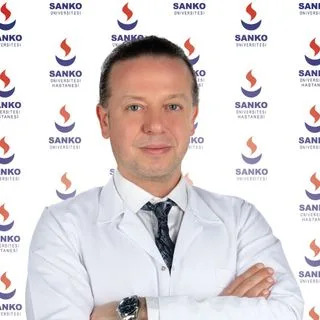 Uzm. Dr. Mehmet Almacıoğlu — Çocuk Sağlığı Ve Hastalıkları, Şehitkamil, Gaziantep. Portre fotoğrafı.