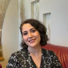 Dyt. Ayşe Nur Fidan — Diyetisyen, Kocaeli. Portre fotoğrafı.