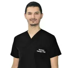 Dt. Tuncay Çağrı Sönmez — Diş Hekimi, Elbistan, Kahramanmaraş. Portre fotoğrafı.