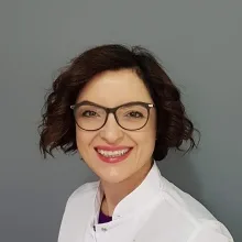 Dt. Tuğba Tıknas — Sakarya. Portre fotoğrafı.