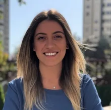 Kl. Psk. Ecem Karataş Çalış — Psikoloji, İstanbul. Portre fotoğrafı.