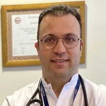 Prof. Dr. Mahmut Yesin — Kardiyoloji, Kocaeli. Portre fotoğrafı.