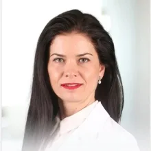 Op. Dr. Mine Kabakaş — Kadın Hastalıkları Ve Doğum, Kocaeli. Portre fotoğrafı.
